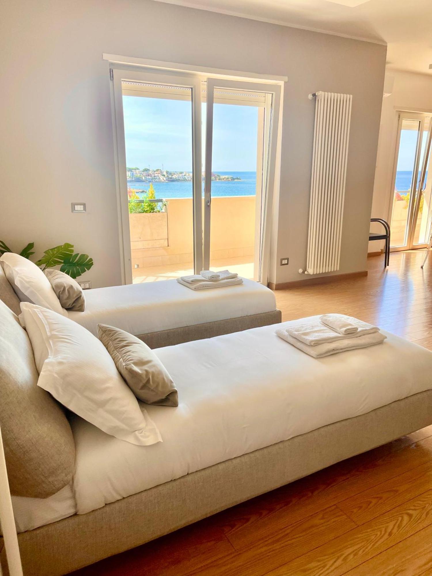 Seaside Suite Чивитавеккья Экстерьер фото